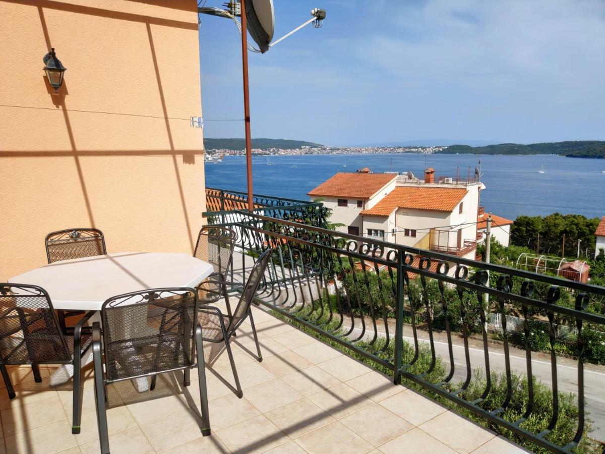 Eva Apartment 1 Trogir Exterior photo