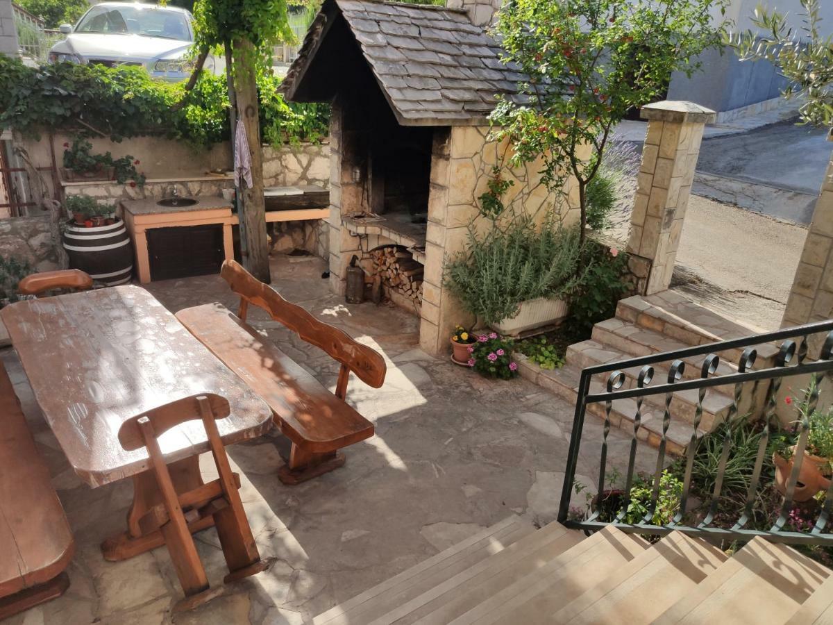 Eva Apartment 1 Trogir Exterior photo